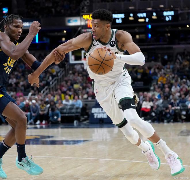 雄鹿队背靠背比赛取得双胜，士气高涨